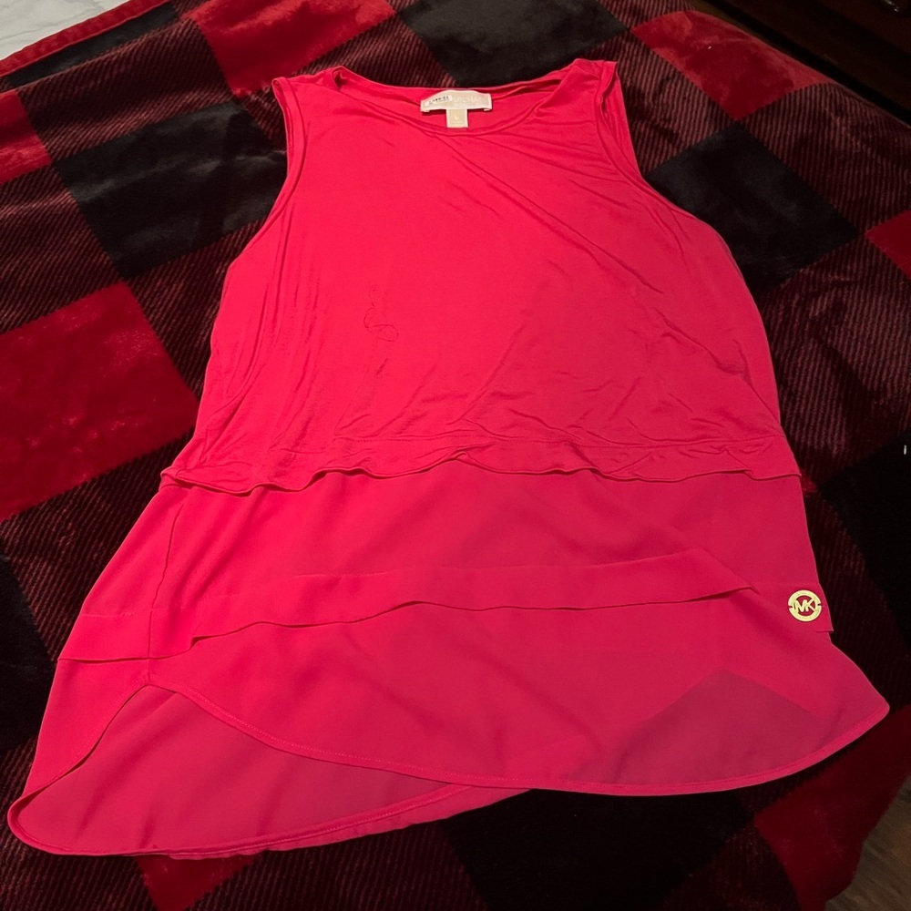 Micheal kors sleeveless top in magenta